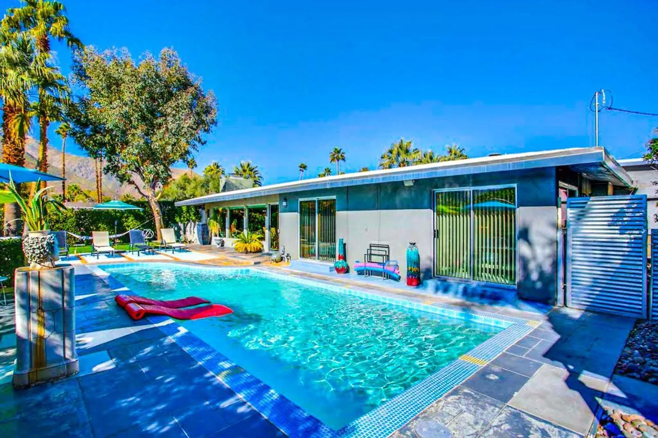 Prázdninový dům Vila Meet Me In Palm Springs! Permit# 4146 USA